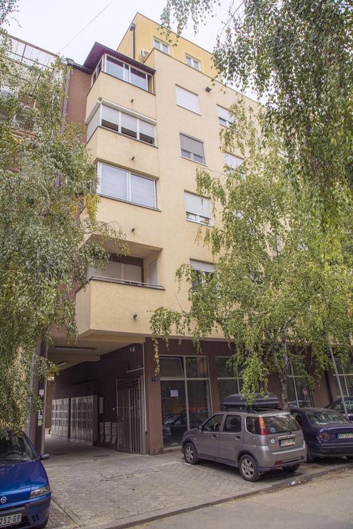 ! Promo! Central Evergreen Studio - Free Public Parking-Fast Wi-Fi Novi Sad Exterior foto