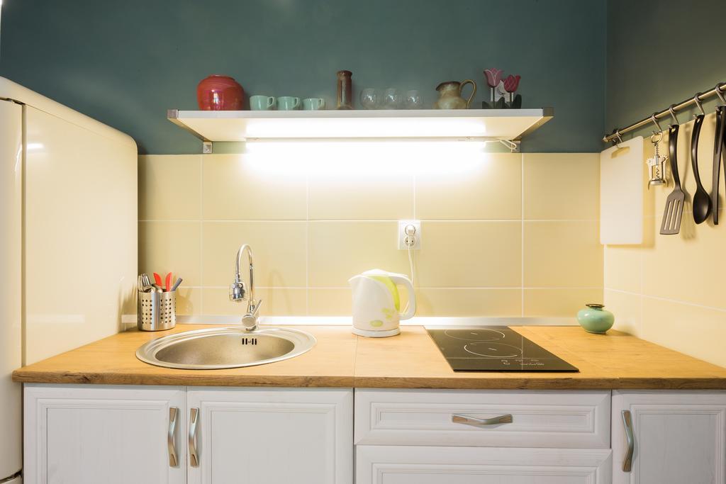 ! Promo! Central Evergreen Studio - Free Public Parking-Fast Wi-Fi Novi Sad Exterior foto