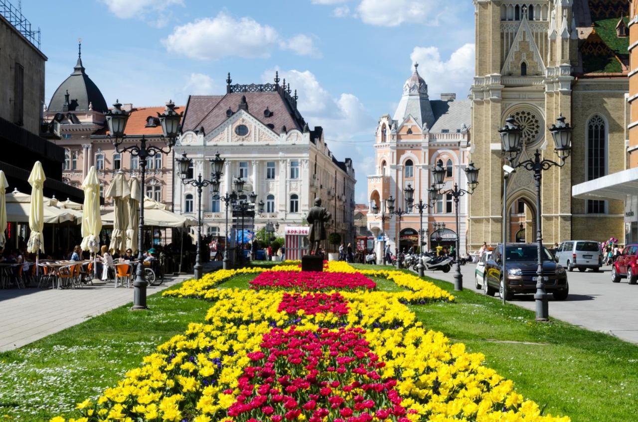 ! Promo! Central Evergreen Studio - Free Public Parking-Fast Wi-Fi Novi Sad Exterior foto